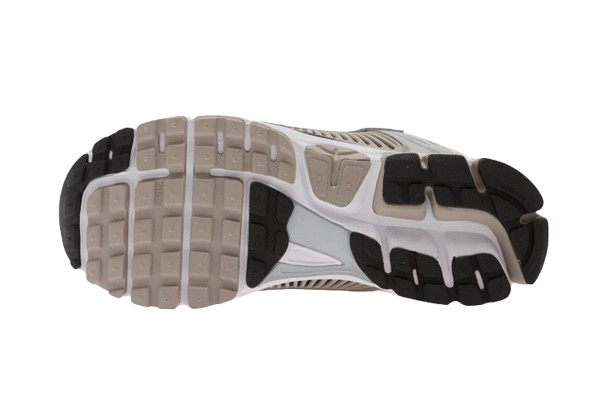 Nike Zoom Vomero 5 férfi utcai cipő szürke fj4151-007 Nike Zoom Vomero 5 férfi utcai cipő szürke fj4151-007